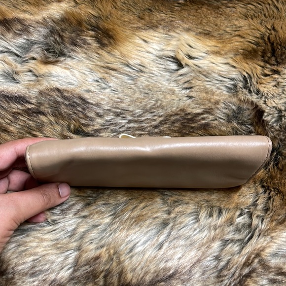 Tory Burch wallet - Picture 6 of 14